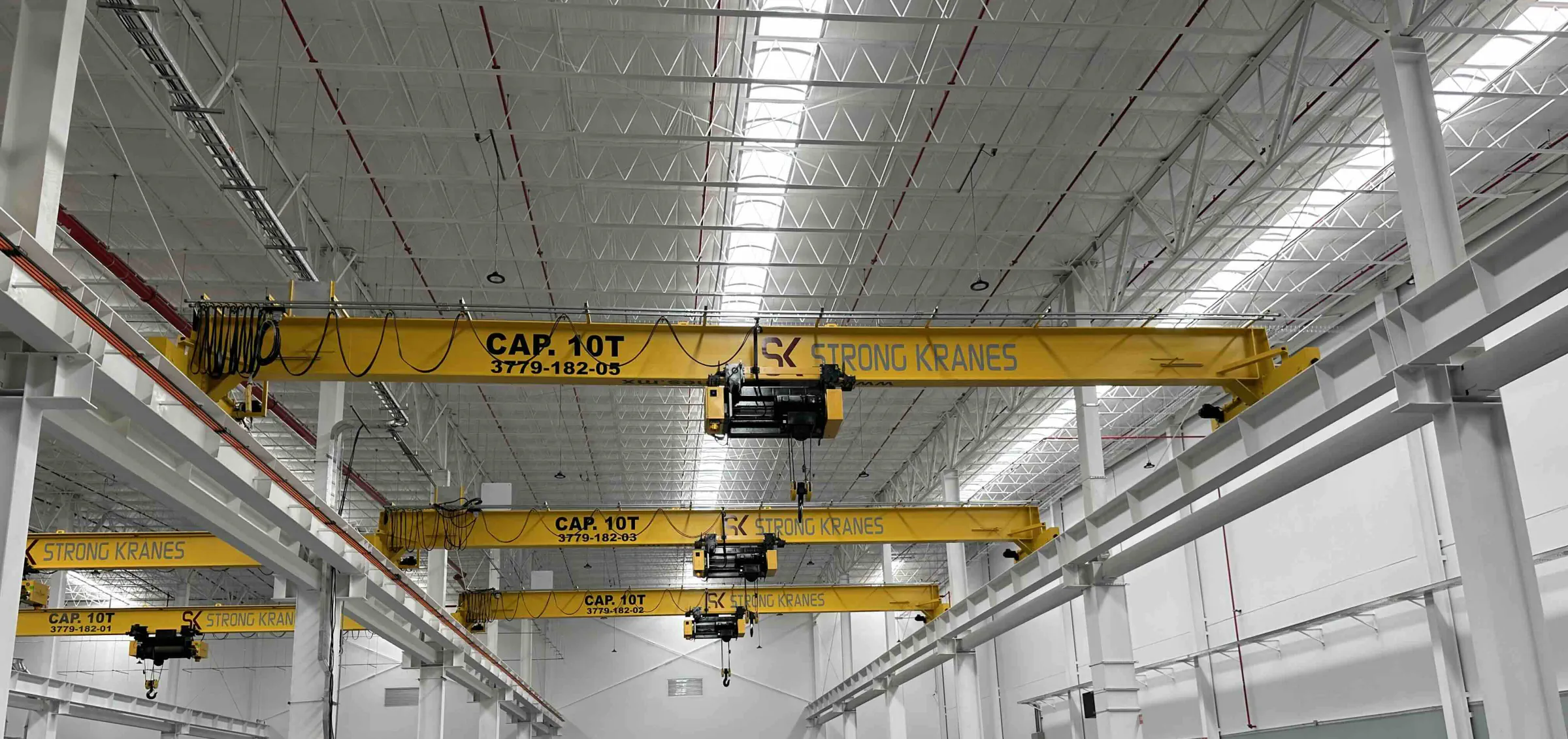 Strong Kranes overhead cranes installed in an industrial facility